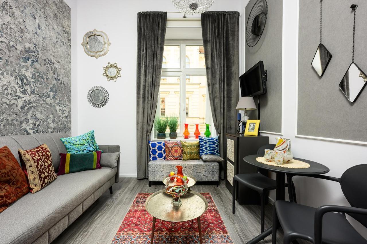 Native Apartments Studencka 25 Cracovia Esterno foto