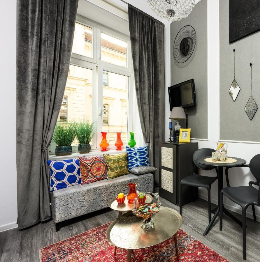 Native Apartments Studencka 25 Cracovia Esterno foto
